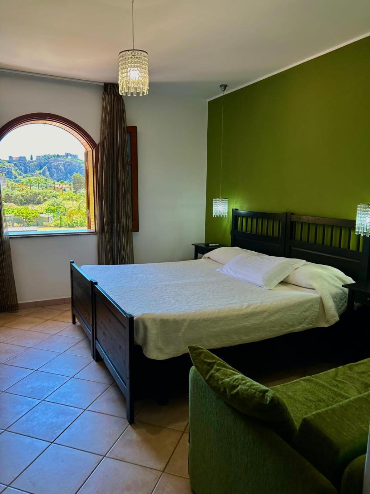 ميلاتسو B&B Villa Rodriguez المظهر الخارجي الصورة