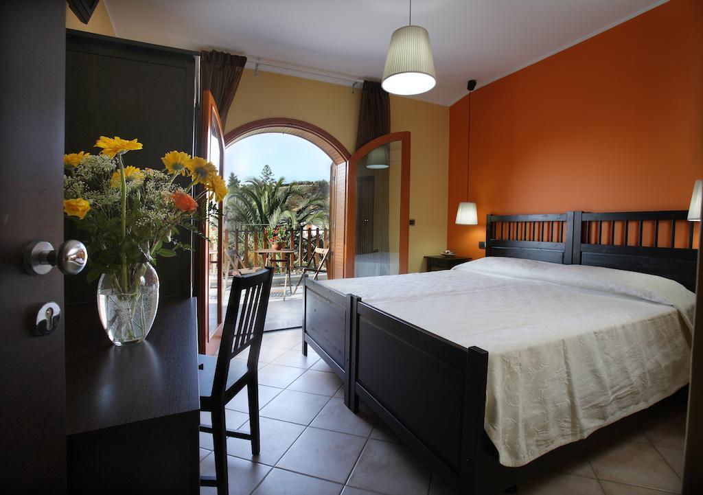 ميلاتسو B&B Villa Rodriguez الغرفة الصورة